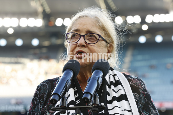 AFL 2024 Round 02 - St Kilda v Collingwood - A-46608988