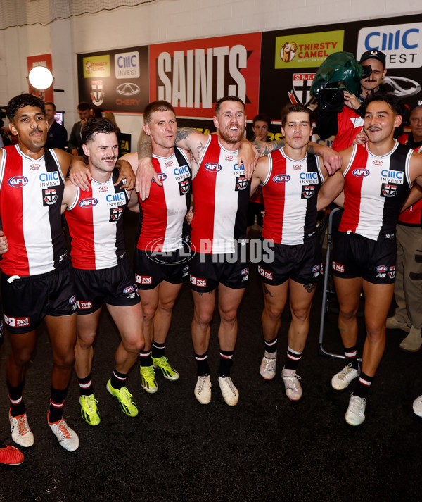 AFL 2024 Round 02 - St Kilda v Collingwood - A-46612105