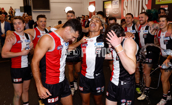 AFL 2024 Round 02 - St Kilda v Collingwood - A-46612801