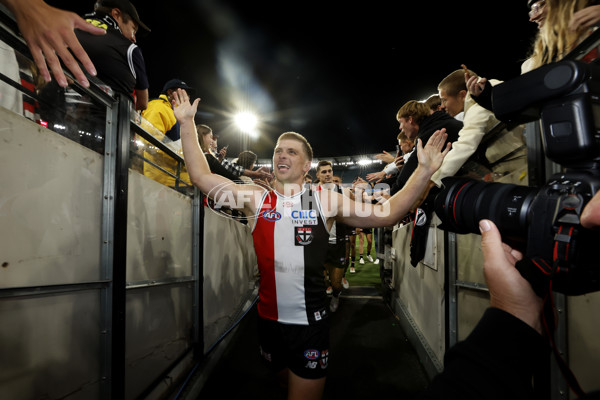 AFL 2024 Round 02 - St Kilda v Collingwood - A-46615344