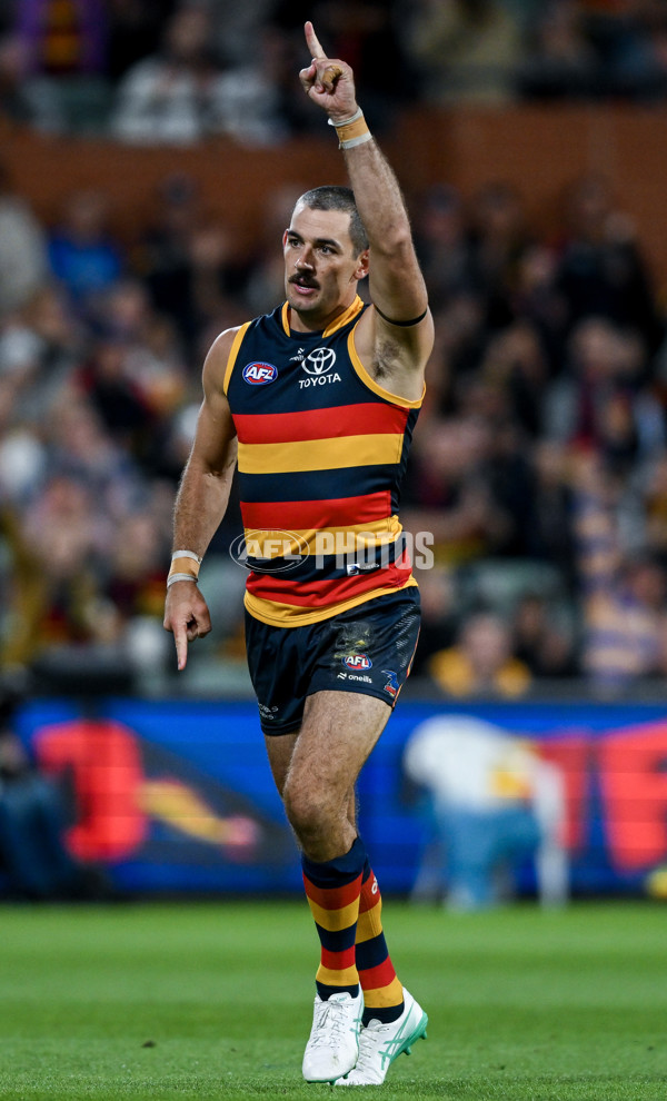 AFL 2024 Round 02 - Adelaide v Geelong - A-46633629