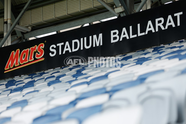 AFL 2024 Round 02 - Western Bulldogs v Gold Coast - A-46659360