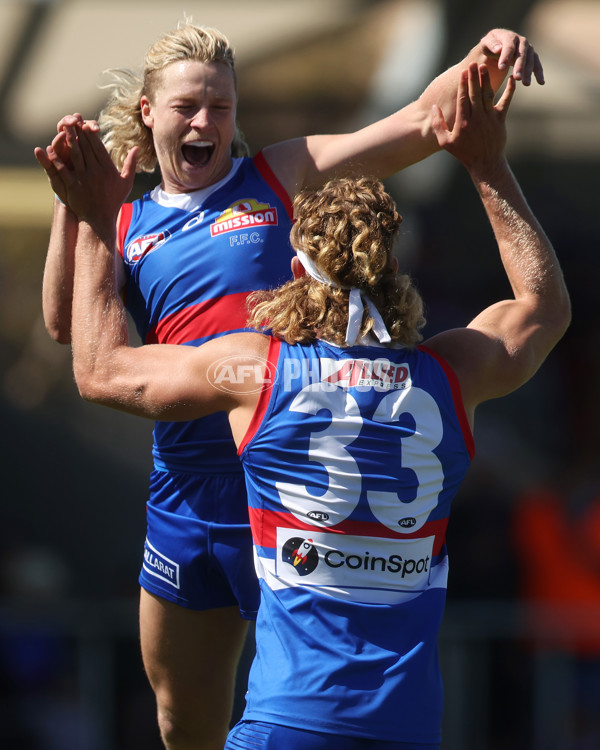 AFL 2024 Round 02 - Western Bulldogs v Gold Coast - A-46661171