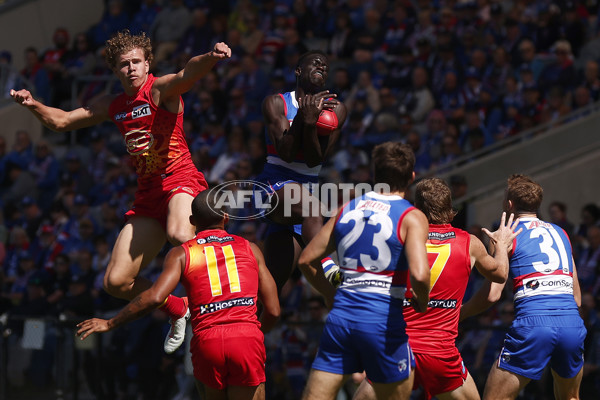 AFL 2024 Round 02 - Western Bulldogs v Gold Coast - A-46661183