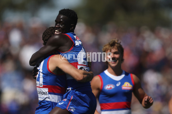 AFL 2024 Round 02 - Western Bulldogs v Gold Coast - A-46661186