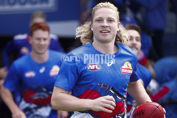 AFL 2024 Round 02 - Western Bulldogs v Gold Coast - A-46661909