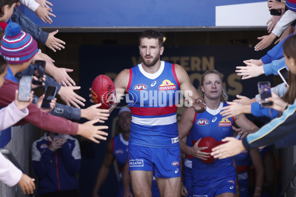 AFL 2024 Round 02 - Western Bulldogs v Gold Coast - A-46661952