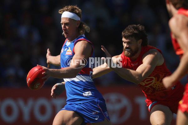 AFL 2024 Round 02 - Western Bulldogs v Gold Coast - A-46661967