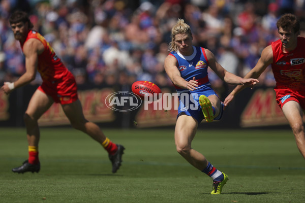 AFL 2024 Round 02 - Western Bulldogs v Gold Coast - A-46661983