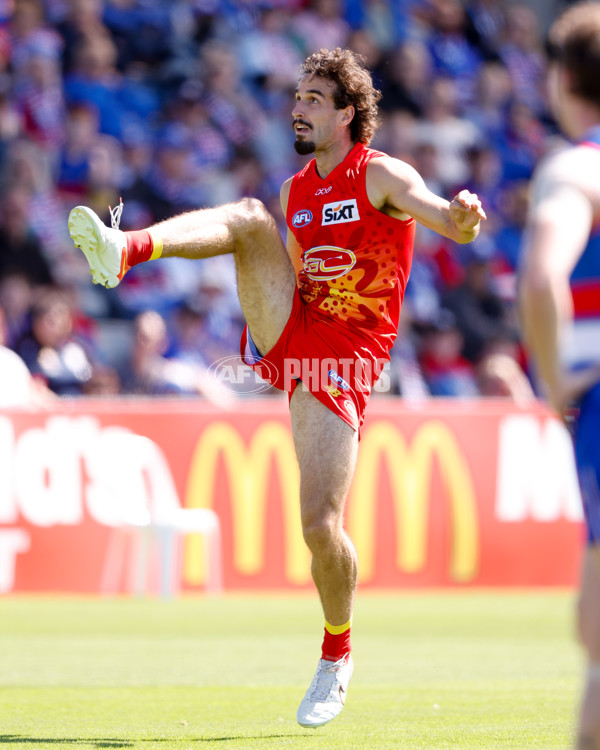 AFL 2024 Round 02 - Western Bulldogs v Gold Coast - A-46663941