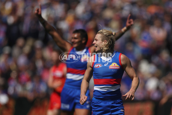 AFL 2024 Round 02 - Western Bulldogs v Gold Coast - A-46663968