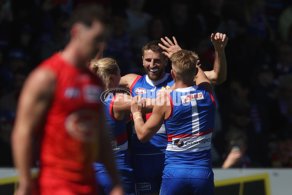 AFL 2024 Round 02 - Western Bulldogs v Gold Coast - A-46663969