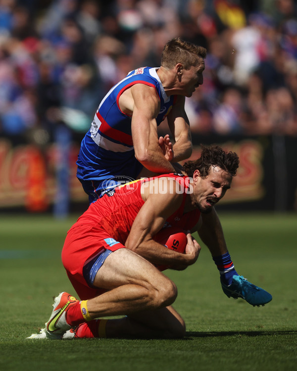 AFL 2024 Round 02 - Western Bulldogs v Gold Coast - A-46664011