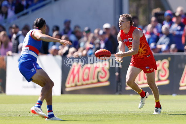 AFL 2024 Round 02 - Western Bulldogs v Gold Coast - A-46664638