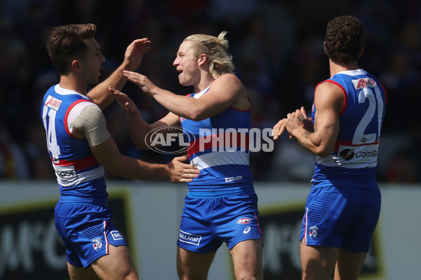 AFL 2024 Round 02 - Western Bulldogs v Gold Coast - A-46664648