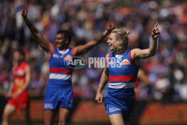 AFL 2024 Round 02 - Western Bulldogs v Gold Coast - A-46664663