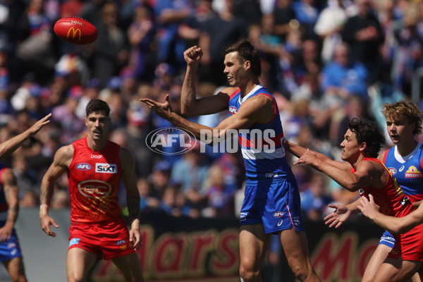 AFL 2024 Round 02 - Western Bulldogs v Gold Coast - A-46664691