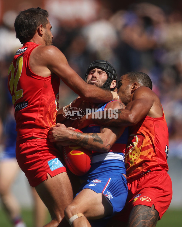 AFL 2024 Round 02 - Western Bulldogs v Gold Coast - A-46664721