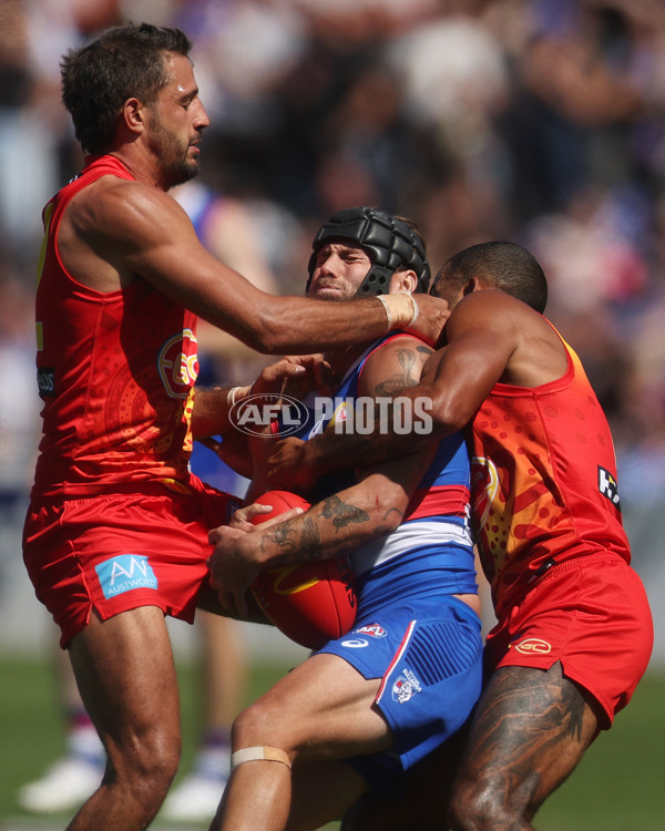 AFL 2024 Round 02 - Western Bulldogs v Gold Coast - A-46664722