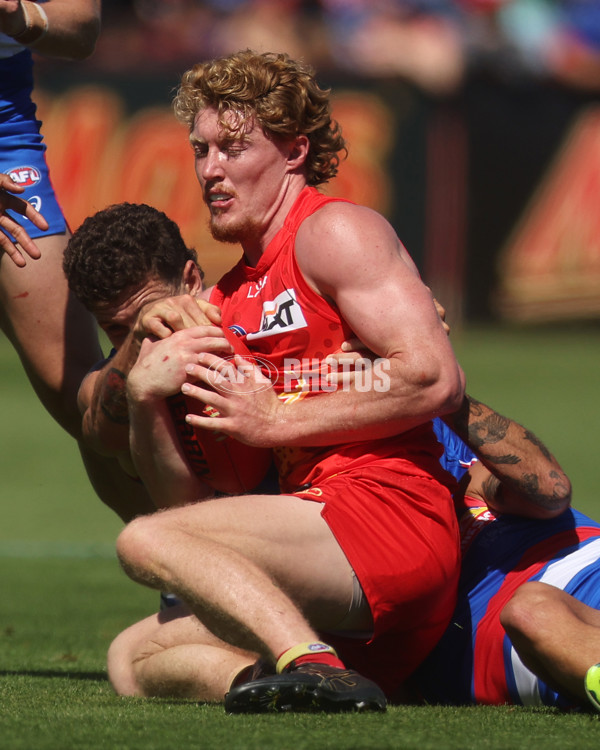 AFL 2024 Round 02 - Western Bulldogs v Gold Coast - A-46666866