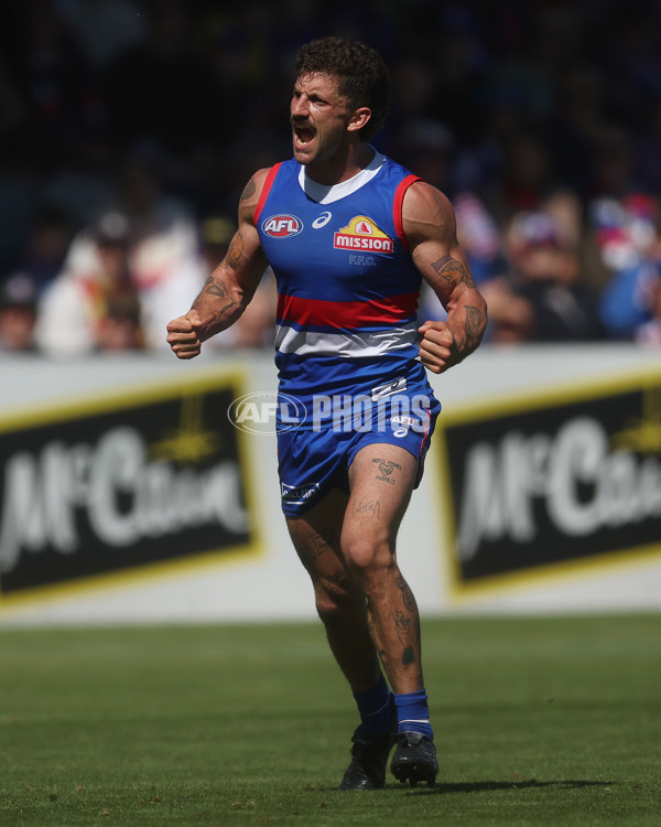 AFL 2024 Round 02 - Western Bulldogs v Gold Coast - A-46666929