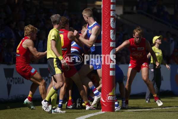 AFL 2024 Round 02 - Western Bulldogs v Gold Coast - A-46667335