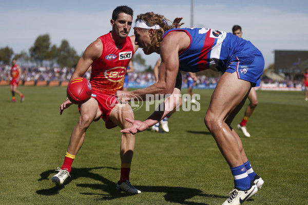 AFL 2024 Round 02 - Western Bulldogs v Gold Coast - A-46667344