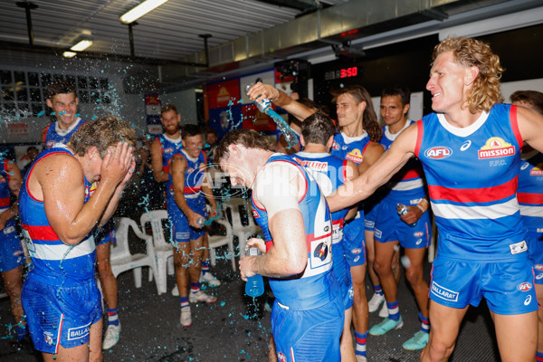 AFL 2024 Round 02 - Western Bulldogs v Gold Coast - A-46669461