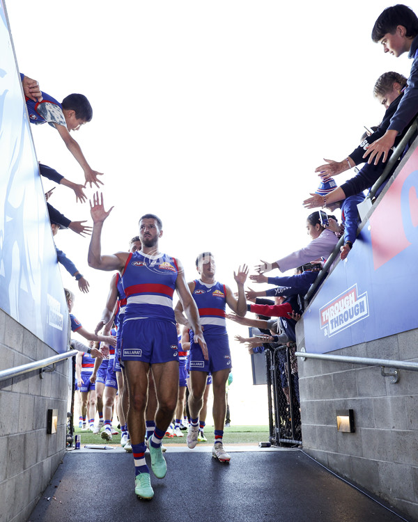 AFL 2024 Round 02 - Western Bulldogs v Gold Coast - A-46669465