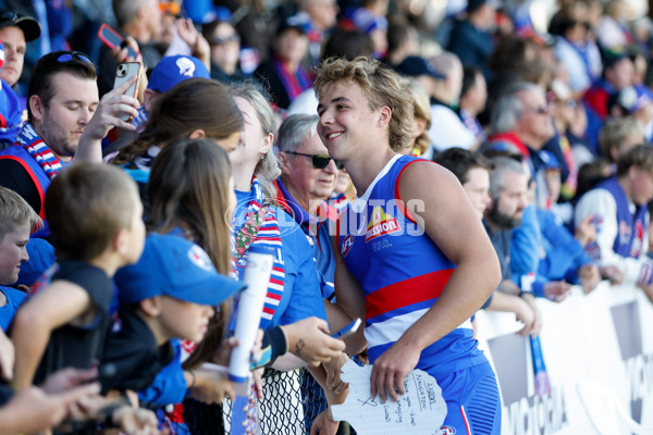 AFL 2024 Round 02 - Western Bulldogs v Gold Coast - A-46669466