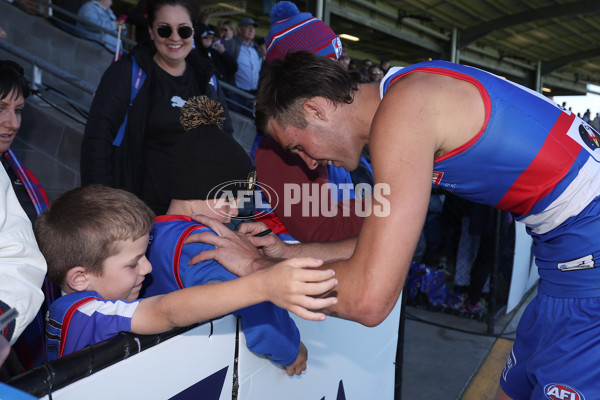 AFL 2024 Round 02 - Western Bulldogs v Gold Coast - A-46669868