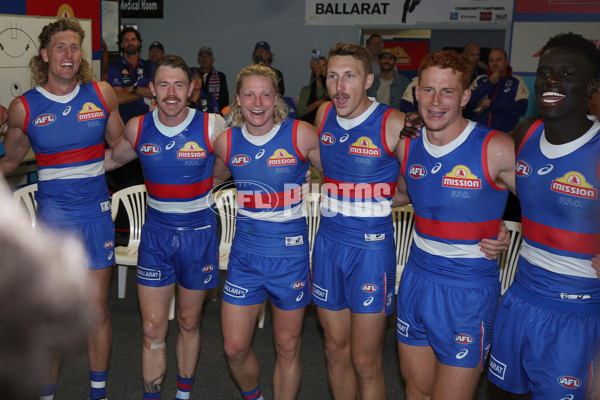 AFL 2024 Round 02 - Western Bulldogs v Gold Coast - A-46669869