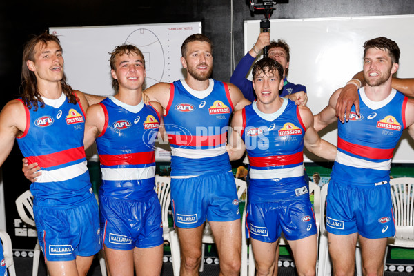 AFL 2024 Round 02 - Western Bulldogs v Gold Coast - A-46669873