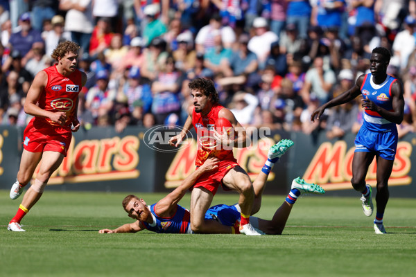 AFL 2024 Round 02 - Western Bulldogs v Gold Coast - A-46672139