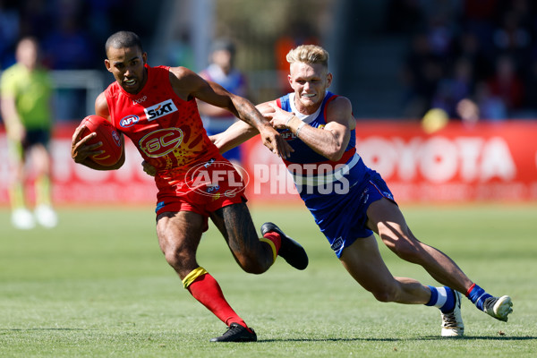 AFL 2024 Round 02 - Western Bulldogs v Gold Coast - A-46672160