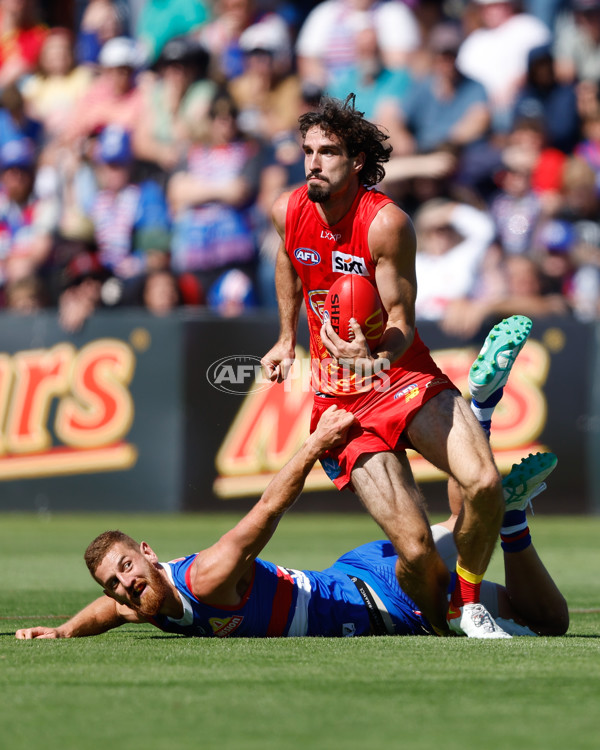 AFL 2024 Round 02 - Western Bulldogs v Gold Coast - A-46672719