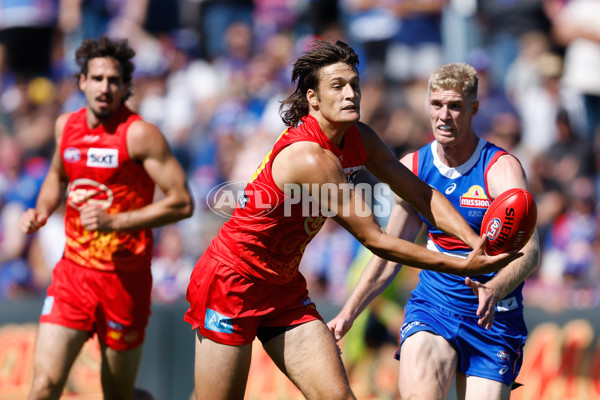 AFL 2024 Round 02 - Western Bulldogs v Gold Coast - A-46672731