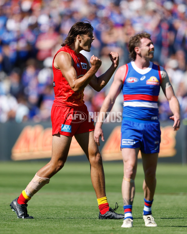 AFL 2024 Round 02 - Western Bulldogs v Gold Coast - A-46672733