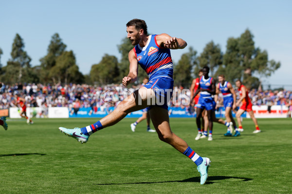 AFL 2024 Round 02 - Western Bulldogs v Gold Coast - A-46674464