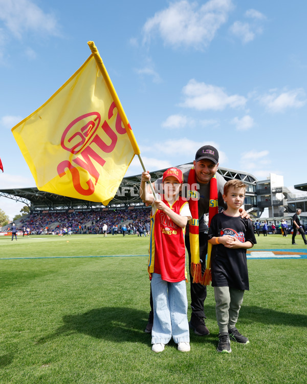 AFL 2024 Round 02 - Western Bulldogs v Gold Coast - A-46675296