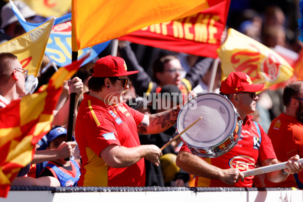 AFL 2024 Round 02 - Western Bulldogs v Gold Coast - A-46675300