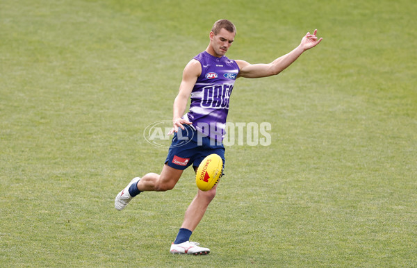 AFL 2024 Training - Geelong 260324 - A-46727179