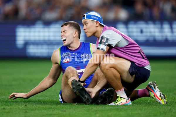 AFL 2024 Round 03 - North Melbourne v Carlton - A-46757349