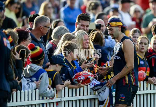 AFL 2024 Training - Adelaide 030424 - A-46957168