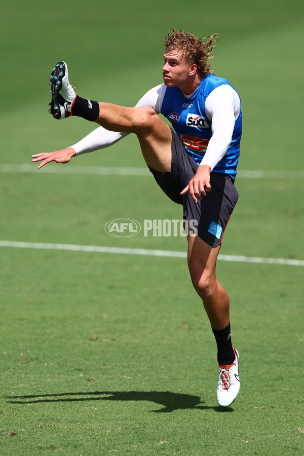 AFL 2024 Training - Gold Coast 040424 - A-46970293