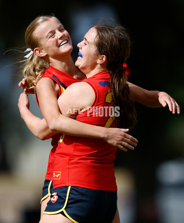 AFLW 2024 U16 Girls Champs - SA v Vic Metro - A-47047794