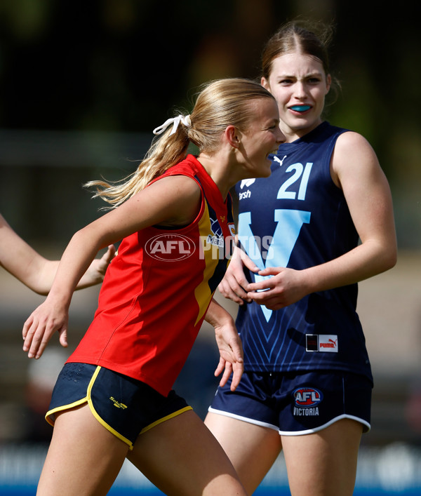 AFLW 2024 U16 Girls Champs - SA v Vic Metro - A-47049243