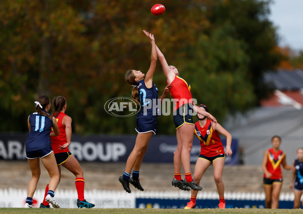 AFLW 2024 U16 Girls Champs - SA v Vic Metro - A-47049252