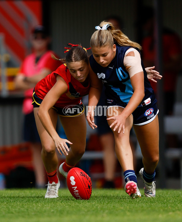 AFLW 2024 U16 Girls Champs - SA v Vic Metro - A-47049274