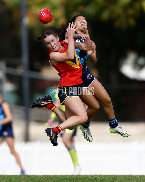 AFLW 2024 U16 Girls Champs - SA v Vic Metro - A-47051577